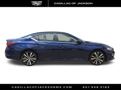 2022 Nissan Altima 2.0 SR