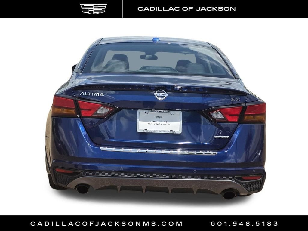 2022 Nissan Altima 2.0 SR