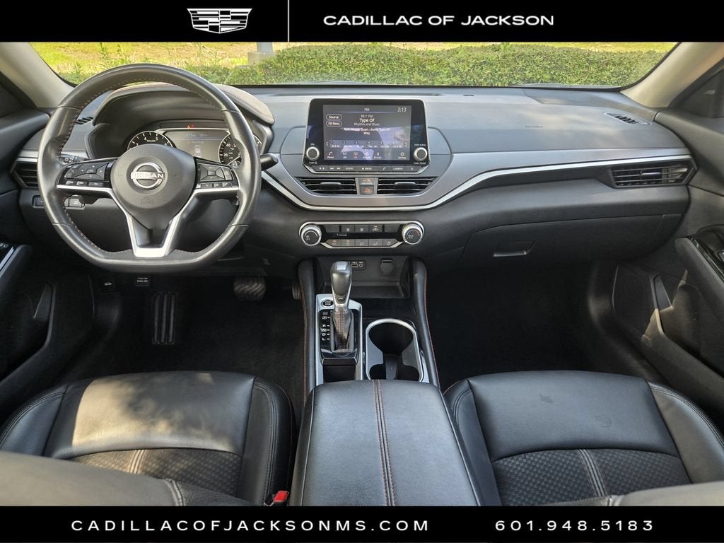 2025 Nissan Altima SR