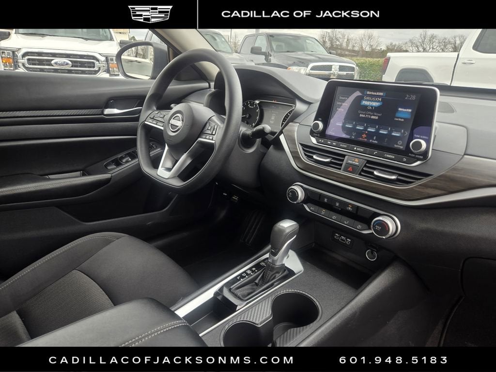 2025 Nissan Altima SV