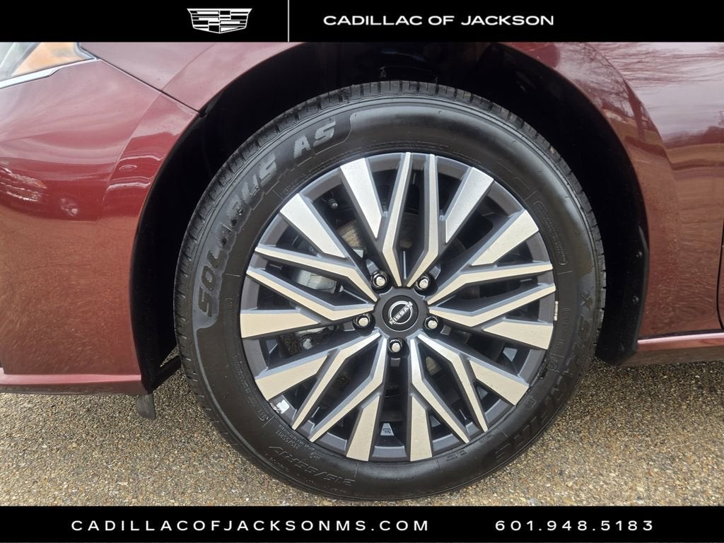 2025 Nissan Altima SV