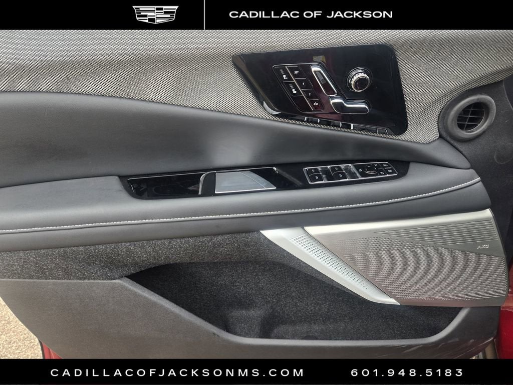 2026 Cadillac OPTIQ Luxury