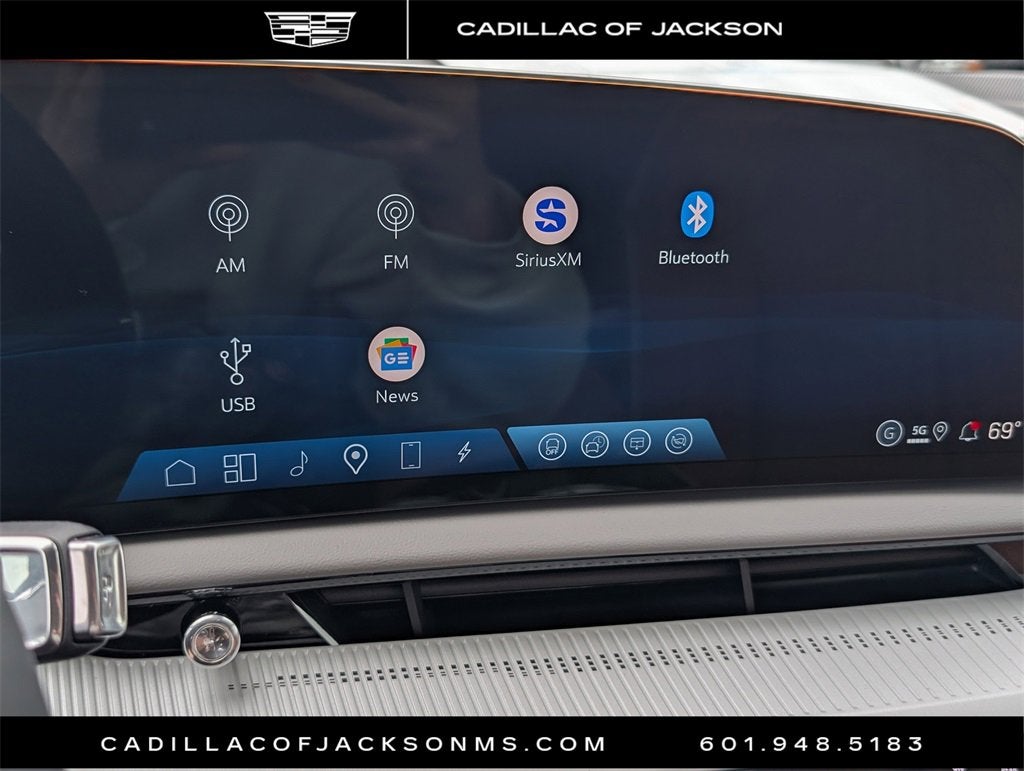 2026 Cadillac OPTIQ Premium Sport