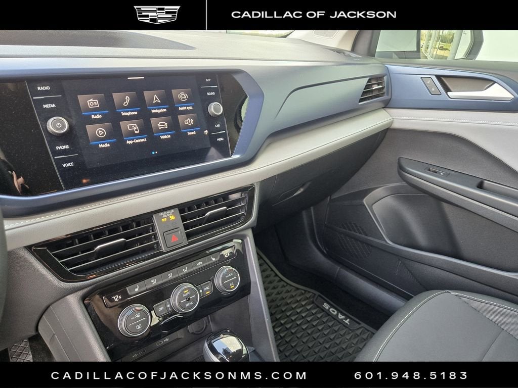 2024 Volkswagen Taos SE