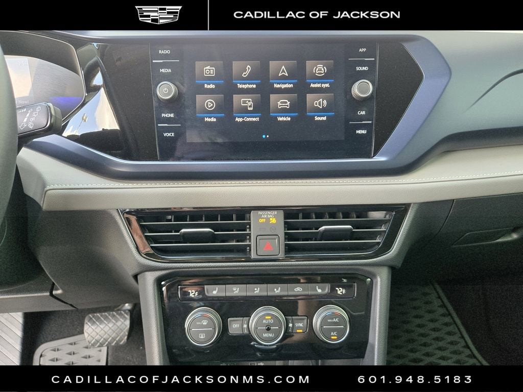 2024 Volkswagen Taos SE