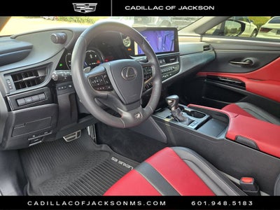 2023 Lexus ES ES 300h F SPORT Handling