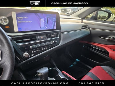 2023 Lexus ES ES 300h F SPORT Handling
