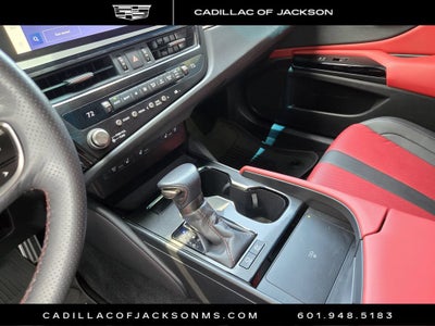 2023 Lexus ES ES 300h F SPORT Handling
