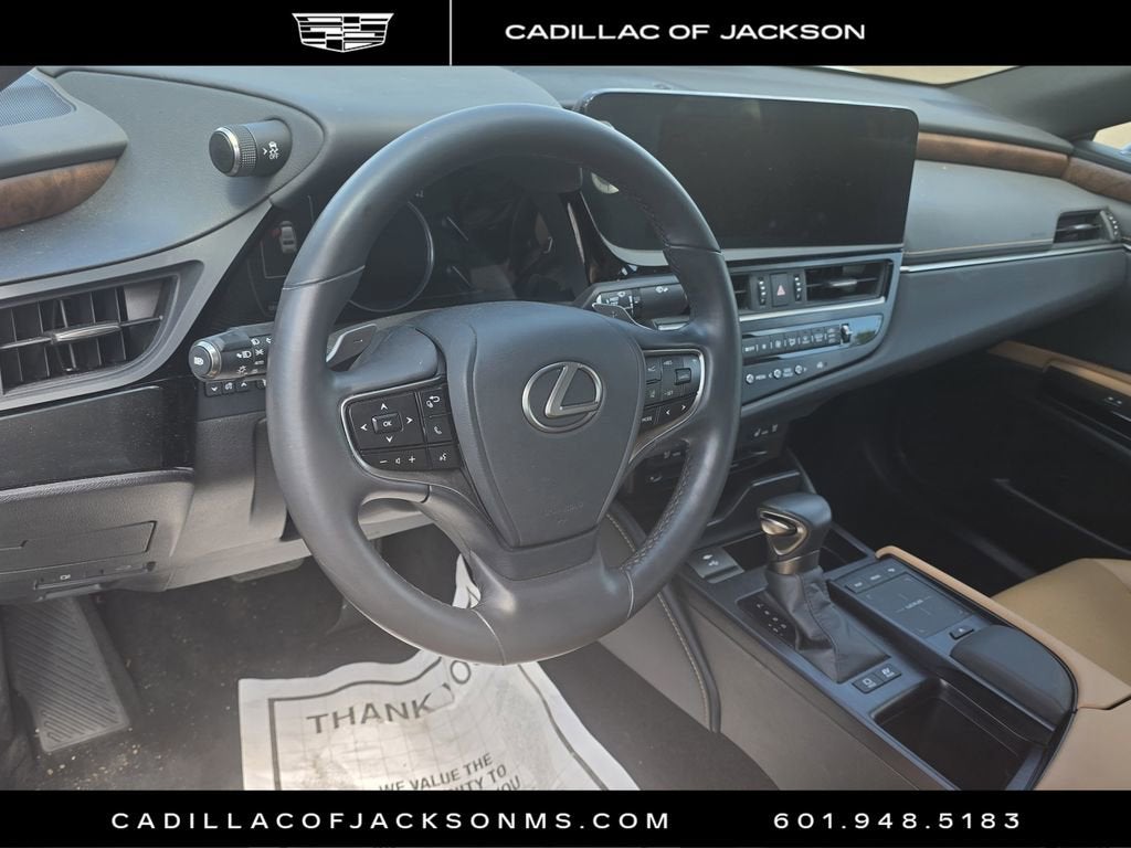 2022 Lexus ES ES 300h