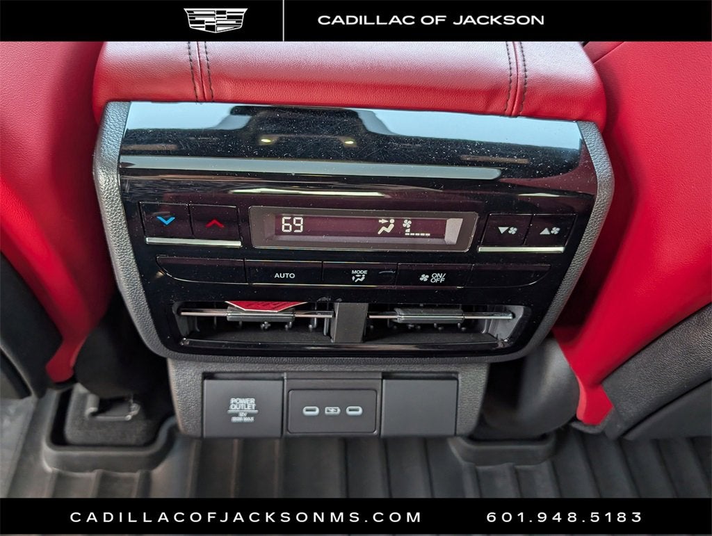 2025 Acura MDX w/A-Spec Package