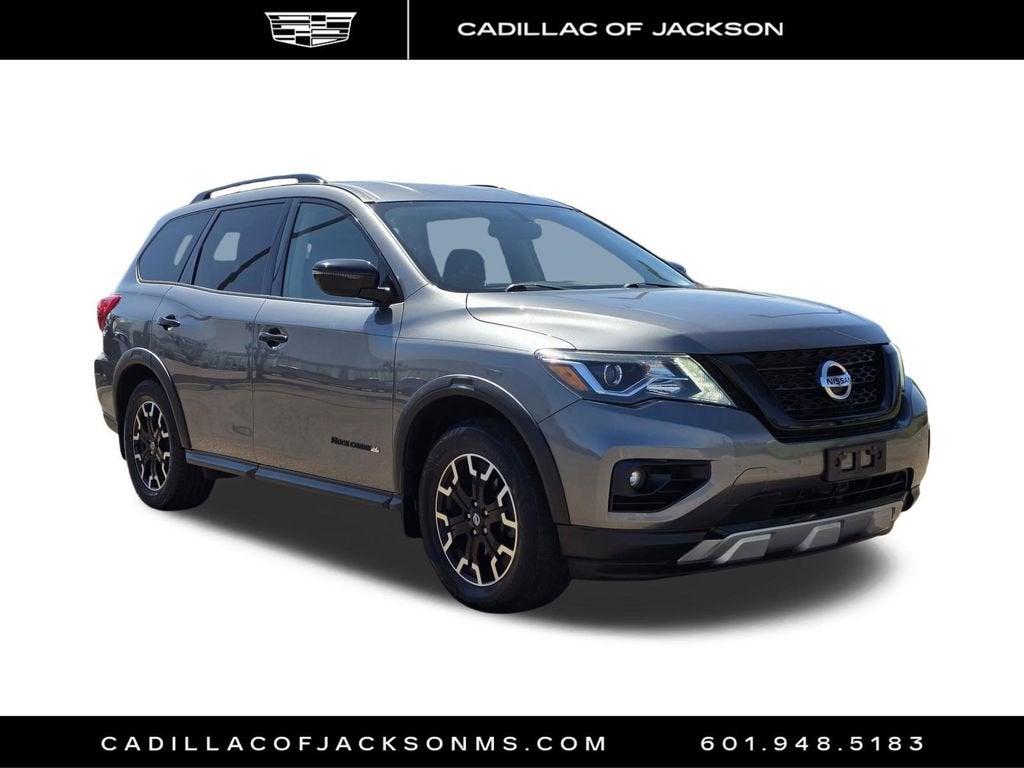 2020 Nissan Pathfinder SV