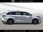 2025 Toyota Sienna LE