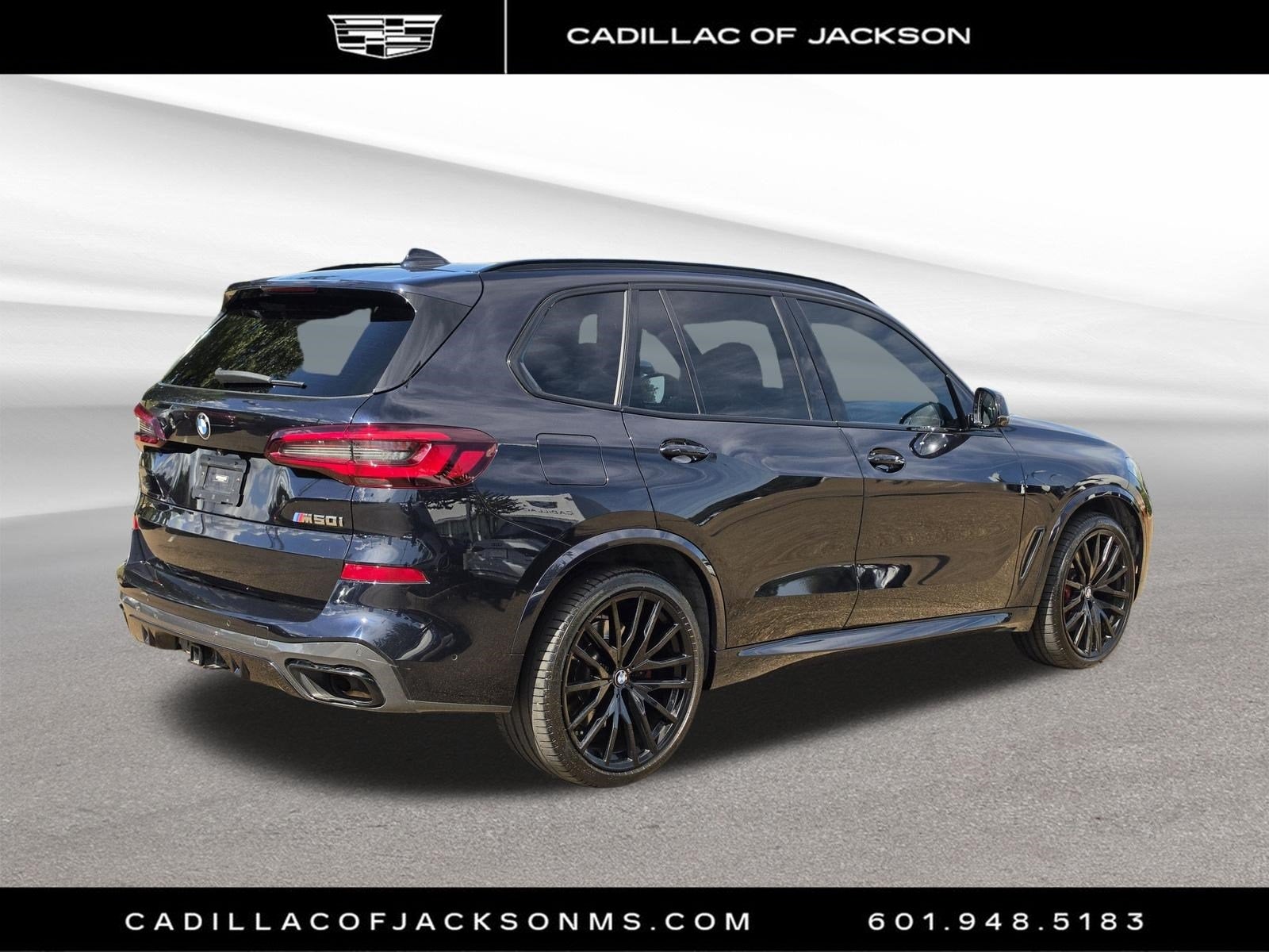 2022 BMW X5 M50i