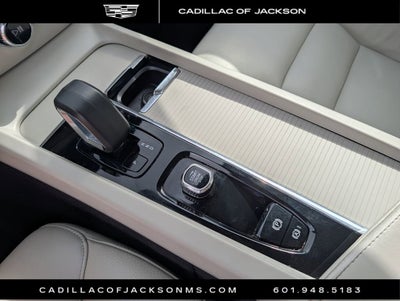 2024 Volvo S60 Core Dark Theme