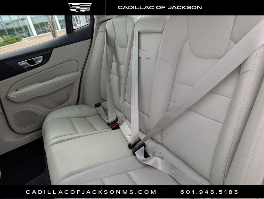 2024 Volvo S60 Core Dark Theme