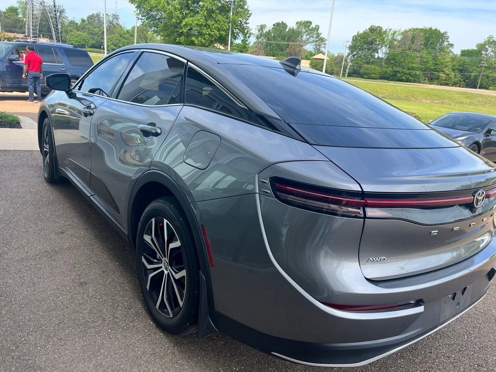 2023 Toyota Crown XLE