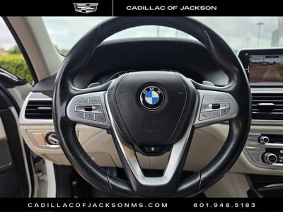 2022 BMW 7 Series 740i