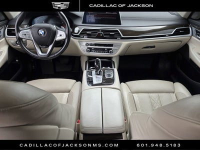 2022 BMW 7 Series 740i
