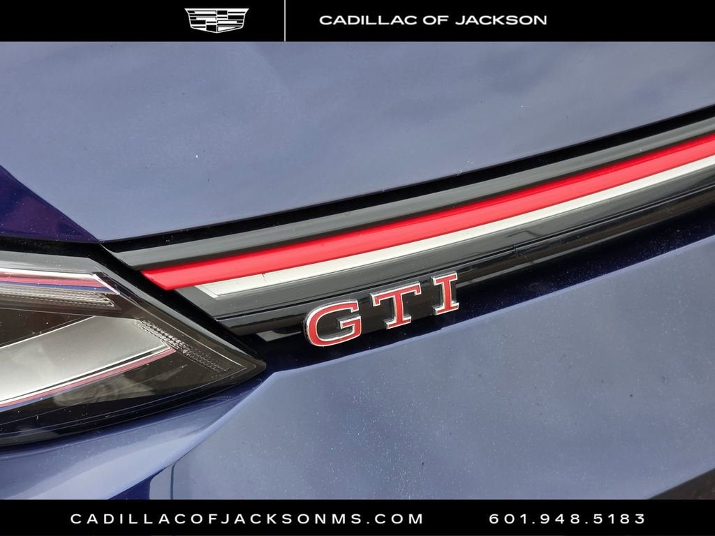 2023 Volkswagen Golf GTI SE
