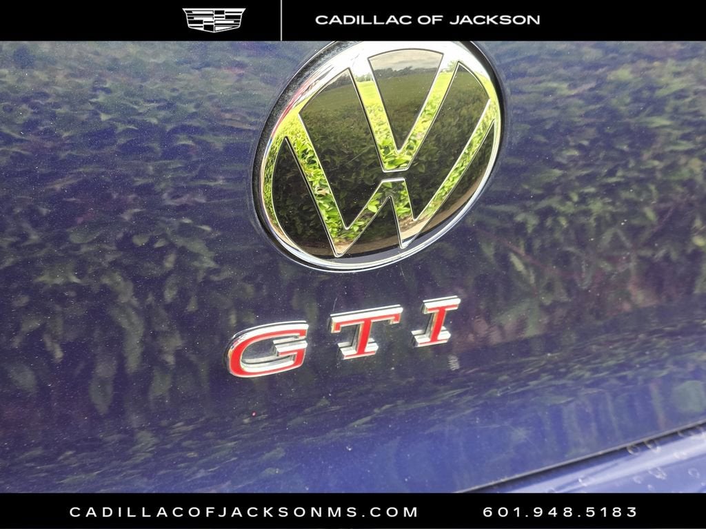 2023 Volkswagen Golf GTI SE