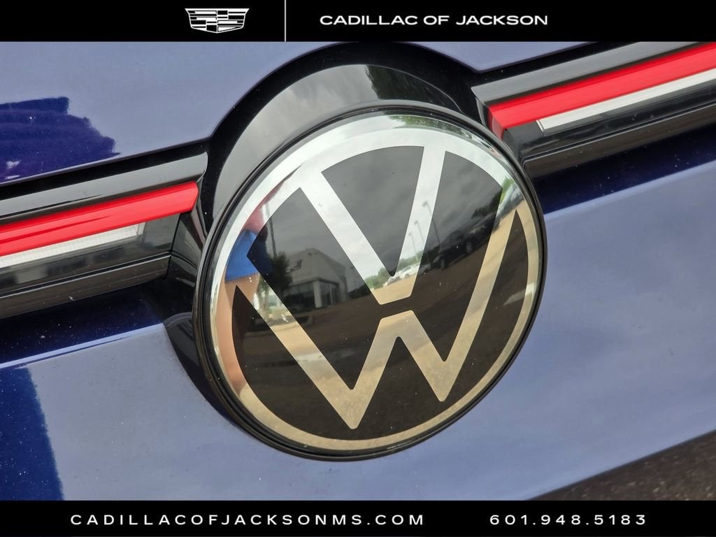 2023 Volkswagen Golf GTI SE