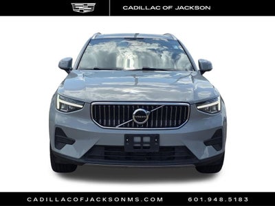 2024 Volvo XC40 Core Bright Theme