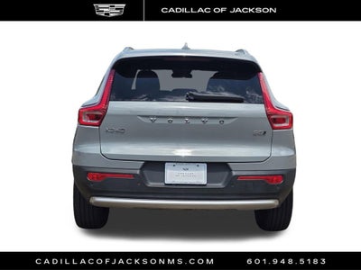 2024 Volvo XC40 Core Bright Theme