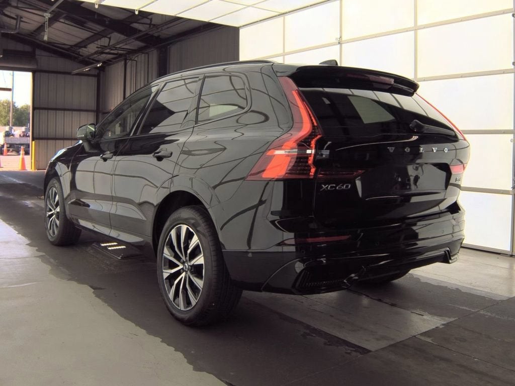 2025 Volvo XC60 Plus