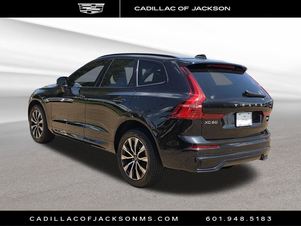2025 Volvo XC60 Plus